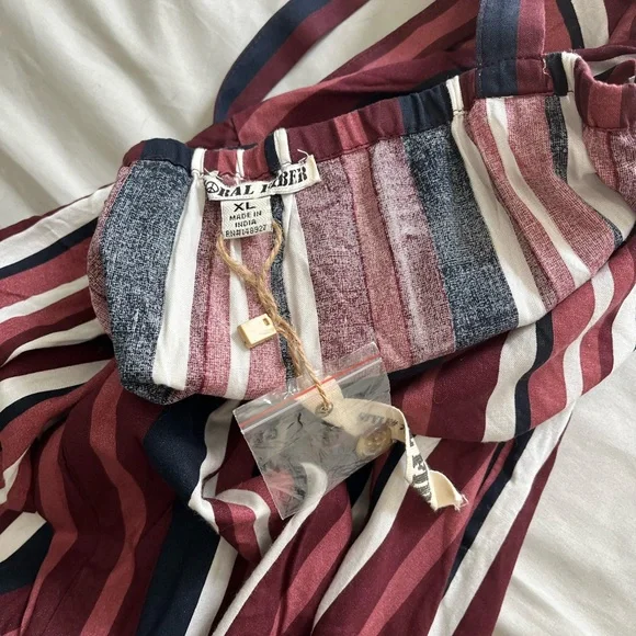 Stripes shorts romper - Picture 6 of 6